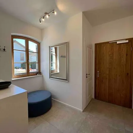 Apartment 4younic Glonn1 * Boxspring * Jacuzzi * Netflix*65“ *
